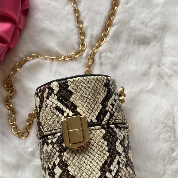 Bag - Picture 4 of 4